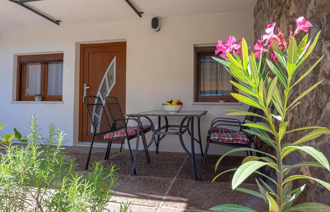 Apartment Zvane Malinska Kroatien