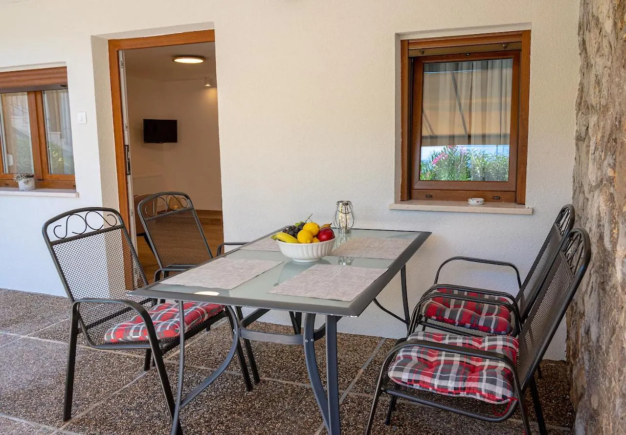 Apartment Zvane Malinska 0*,  Kroatien